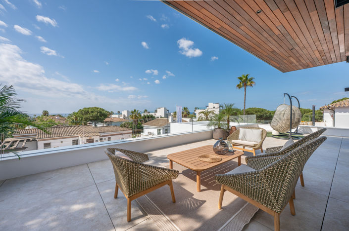 Image No.17-6 Bed Villa for sale