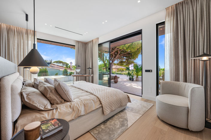 Image No.3-6 Bed Villa for sale