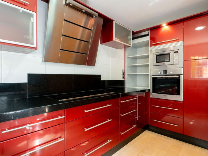 Image No.10-4 Bed Townhouse for sale