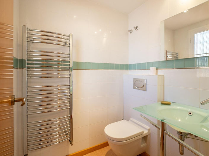 Image No.27-4 Bed Townhouse for sale