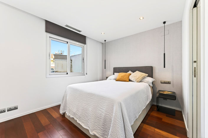 Image No.10-2 Bed Apartment for sale