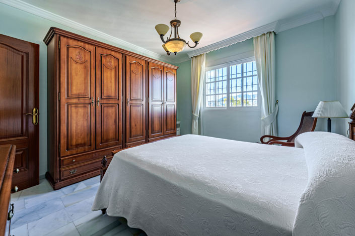 Image No.22-3 Bed House for sale