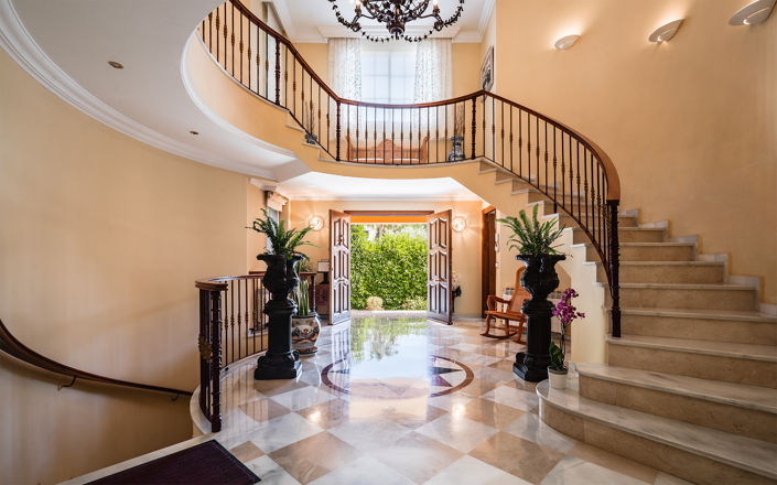 Image No.27-5 Bed Villa for sale