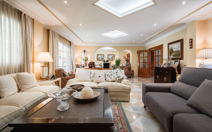 Image No.3-5 Bed Villa for sale