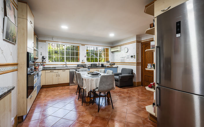 Image No.33-5 Bed Villa for sale