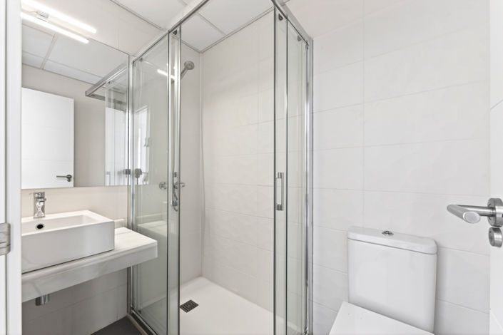 Image No.28-4 Bed House for sale