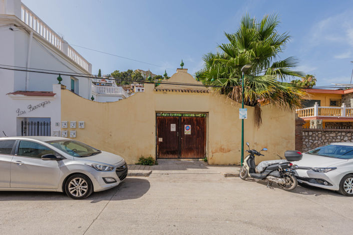 Image No.40-7 Bed Villa for sale