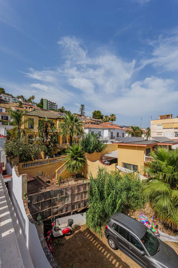 Image No.5-7 Bed Villa for sale