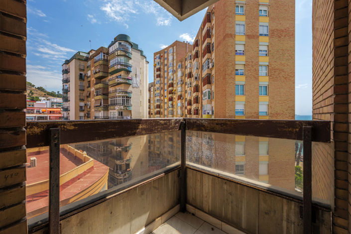 Image No.21-5 Bed Apartment for sale