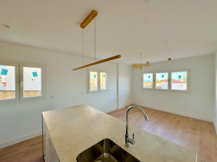 Image No.10-3 Bed Duplex for sale