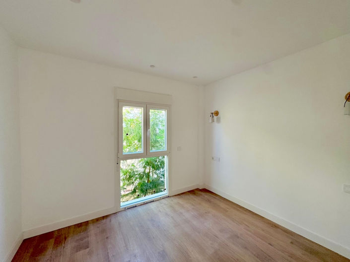 Image No.16-3 Bed Duplex for sale
