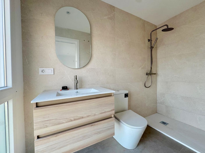 Image No.17-3 Bed Duplex for sale
