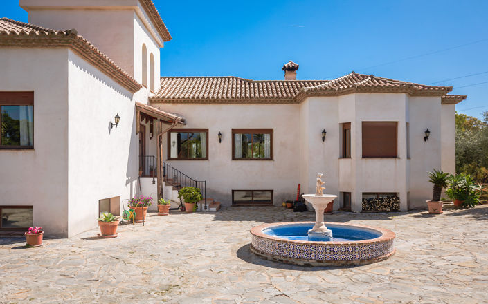 Image No.18-4 Bed Finca for sale