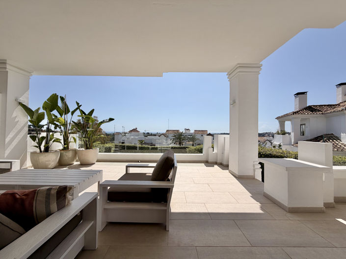 Image No.18-3 Bed Property for sale