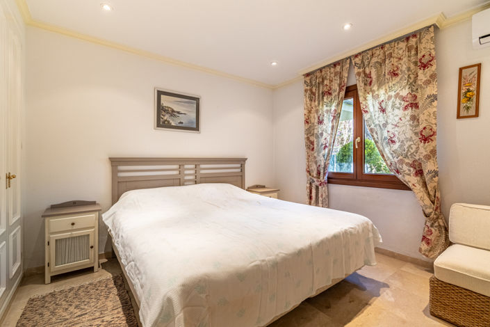 Image No.9-5 Bed Villa for sale