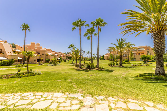 Image No.3-3 Bed Property for sale