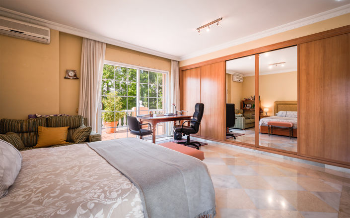 Image No.13-5 Bed Villa for sale