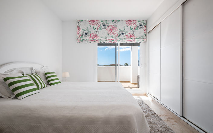 Image No.17-2 Bed Property for sale