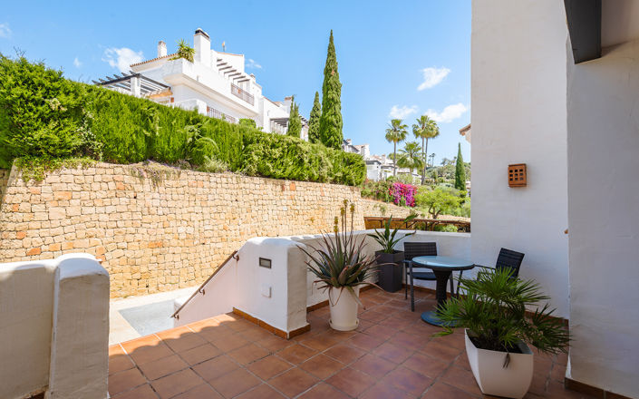 Image No.30-2 Bed Property for sale