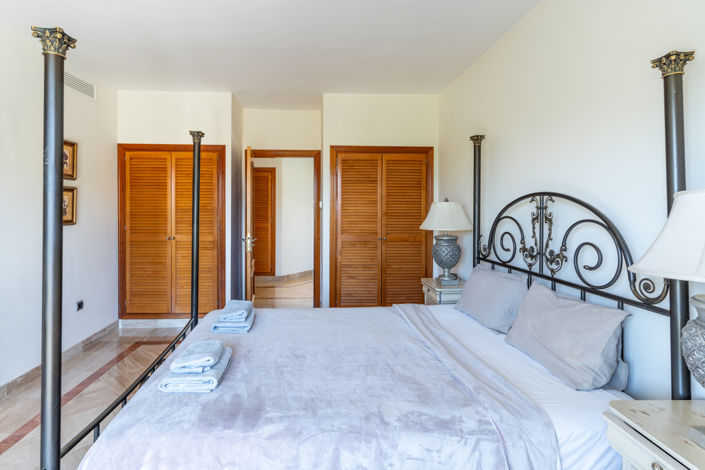 Image No.18-5 Bed Villa for sale