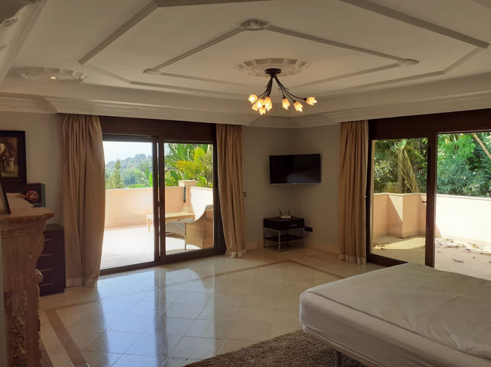 Image No.5-4 Bed Villa for sale