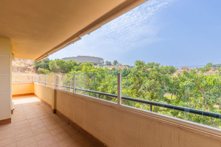 Image No.14-5 Bed Property for sale
