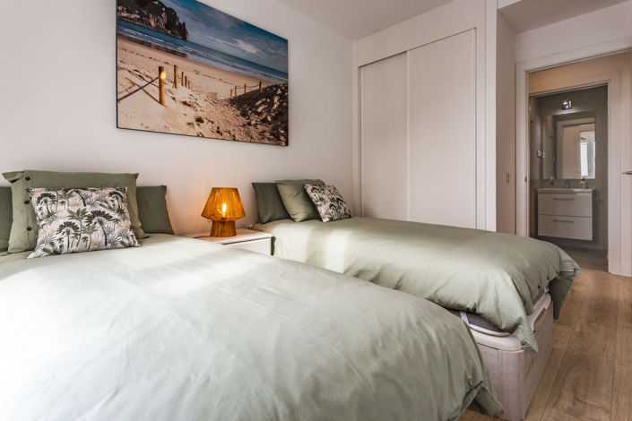 Image No.34-2 Bed Apartment for sale