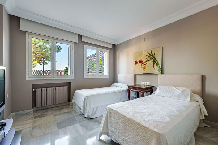 Image No.25-6 Bed Villa for sale