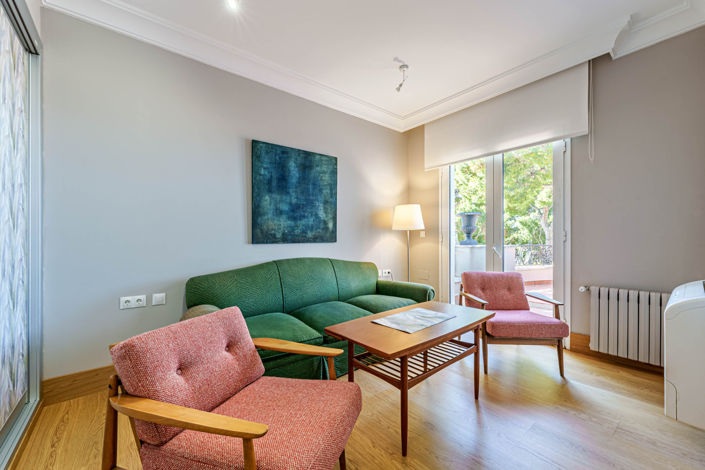 Image No.38-6 Bed Villa for sale