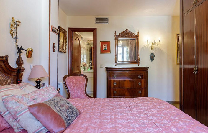 Image No.15-Appartement de 5 chambres à vendre