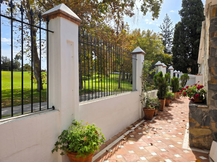 Image No.19-3 Bed Villa for sale