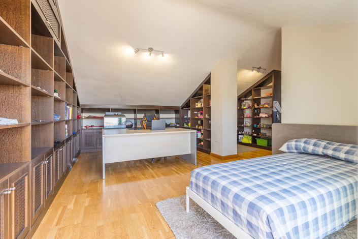 Image No.10-6 Bed Villa for sale