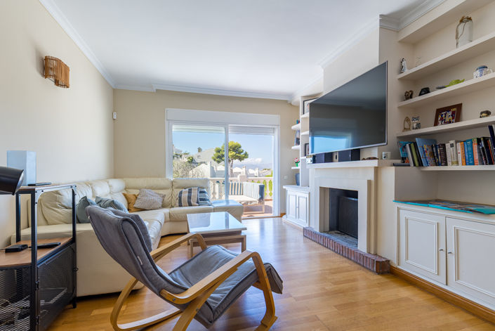 Image No.2-6 Bed Villa for sale