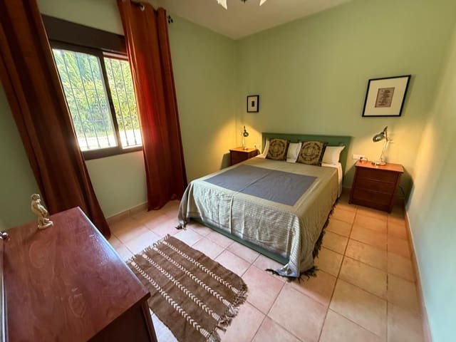 Image No.16-3 Bed Country House for sale