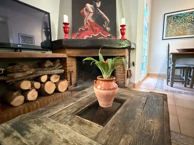 Image No.6-3 Bed Country House for sale