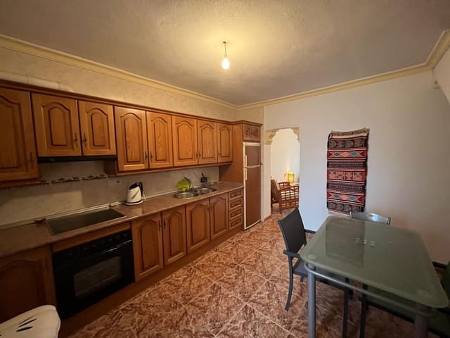 Image No.10-3 Bed Townhouse for sale