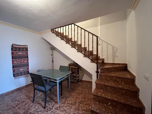 Image No.6-3 Bed Townhouse for sale