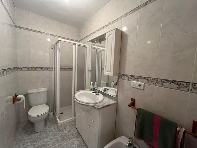 Image No.8-3 Bed Townhouse for sale