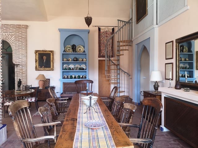 Image No.27-7 Bed Country House for sale