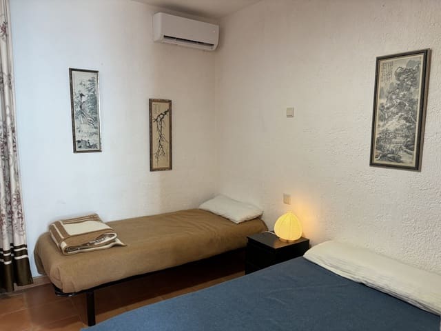 Image No.14-3 Bed Townhouse for sale