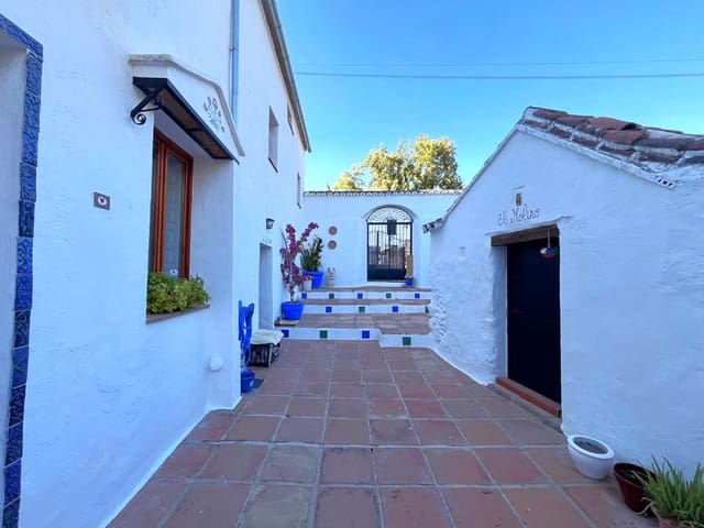 Image No.16-5 Bed Country House for sale