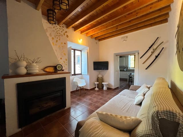 Image No.2-5 Bed Country House for sale