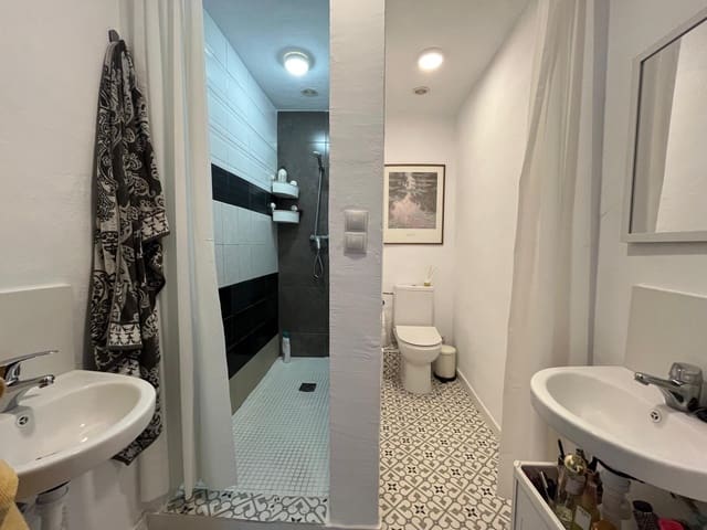 Image No.9-5 Bed Country House for sale