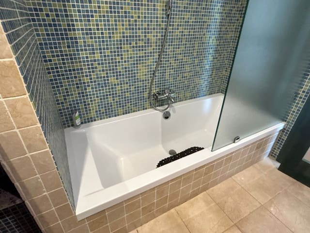 Image No.18-5 Bed Villa for sale