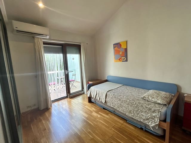 Image No.20-5 Bed Villa for sale