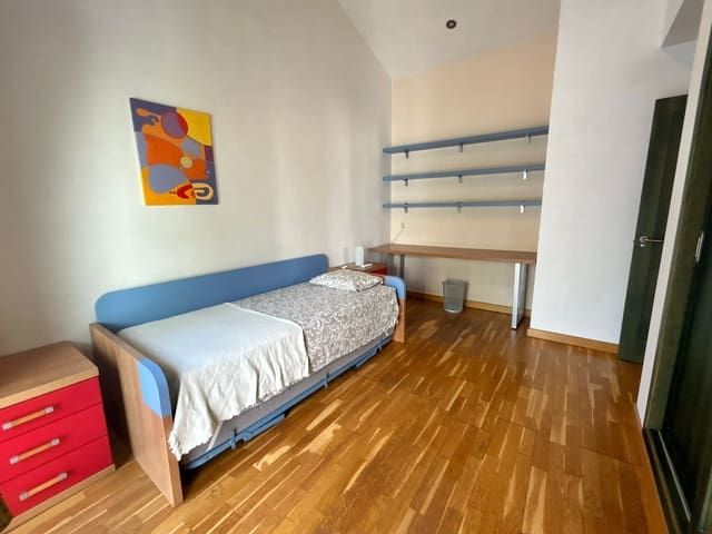 Image No.21-5 Bed Villa for sale