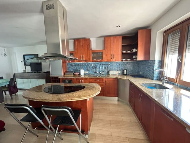 Image No.43-5 Bed Villa for sale