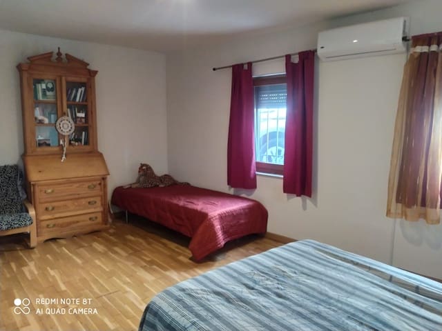 Image No.60-5 Bed Villa for sale