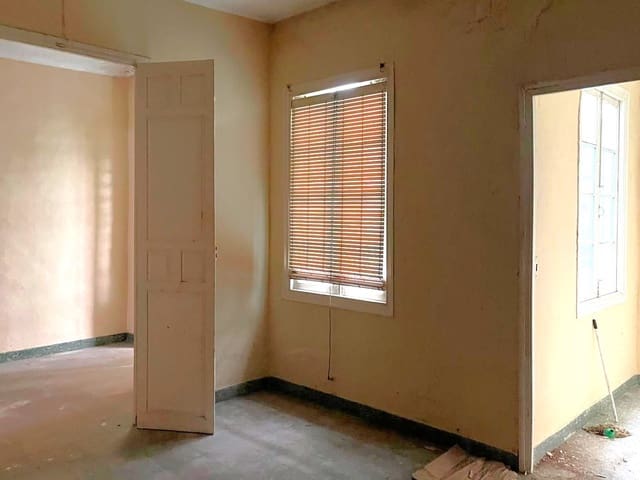 Image No.2-3 Bed Townhouse for sale