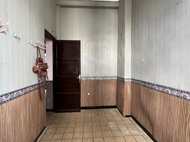 Image No.3-3 Bed Townhouse for sale